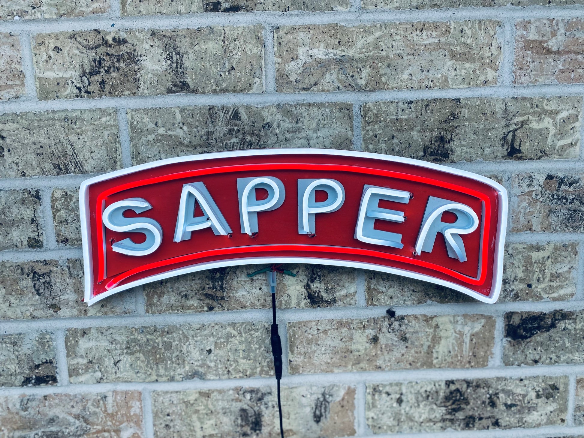SAPPER LED SIGN – lamaderarustica